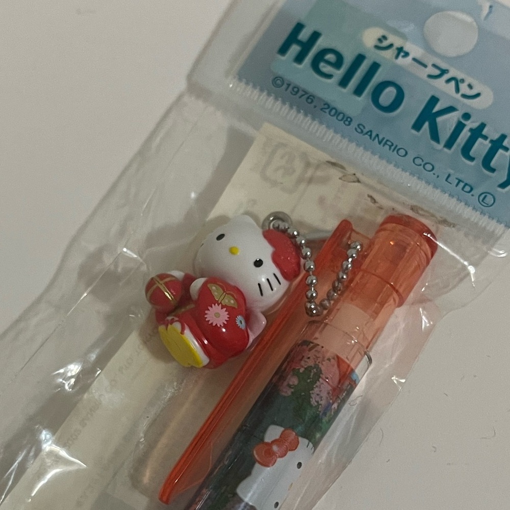 2010 Hello Kitty in Kimono Gotochi Kanazawa Japan Mechanical Pencil - Picture 4 of 6